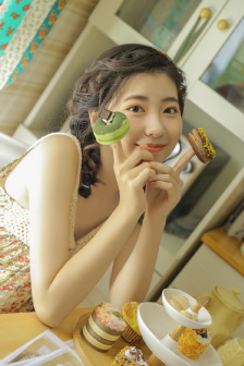 欧美特黄BBBBBBBCD码嗯